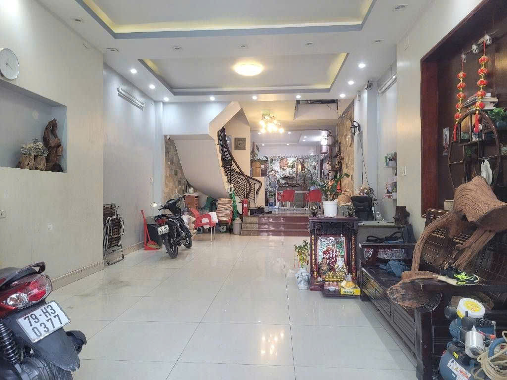 KHU VIP TÊN LỬA – MẶT TIỀN 30M – NHÀ ĐẲNG CẤP